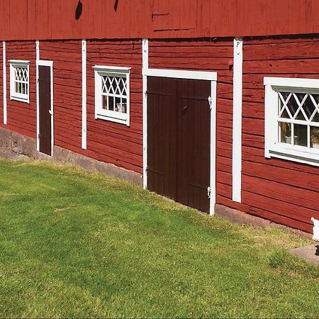 Awesome Home In Vimmerby With Wifi エクステリア 写真