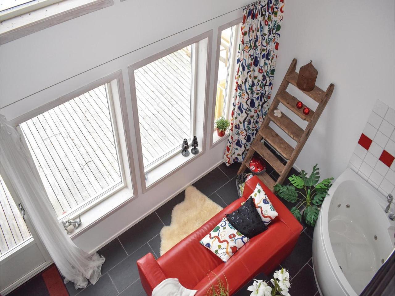 Awesome Home In Vimmerby With Wifi エクステリア 写真